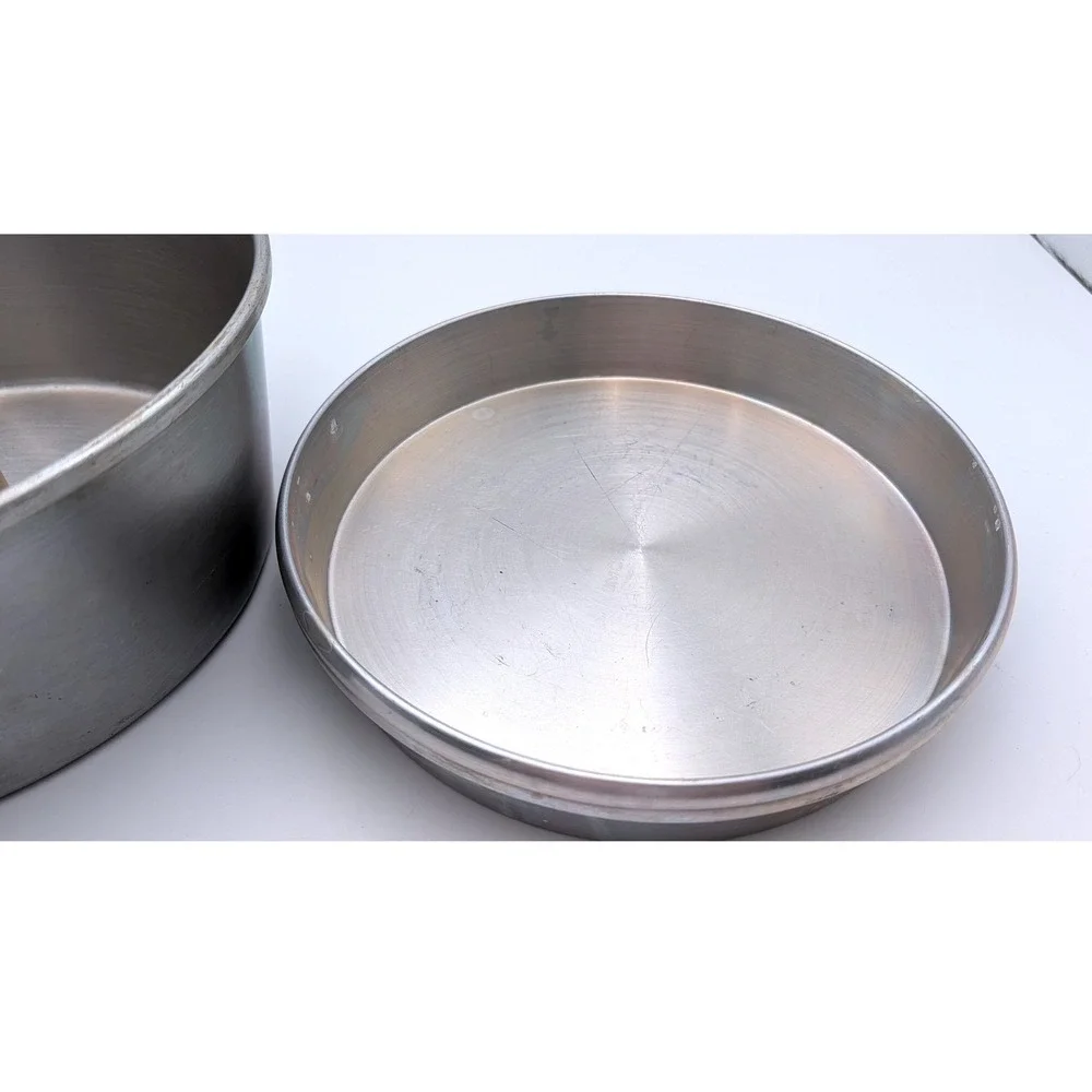 Wear-Ever 2734 Aluminum Angel Food Cake Pan Vintage 2 Piece Removable Bottom USA